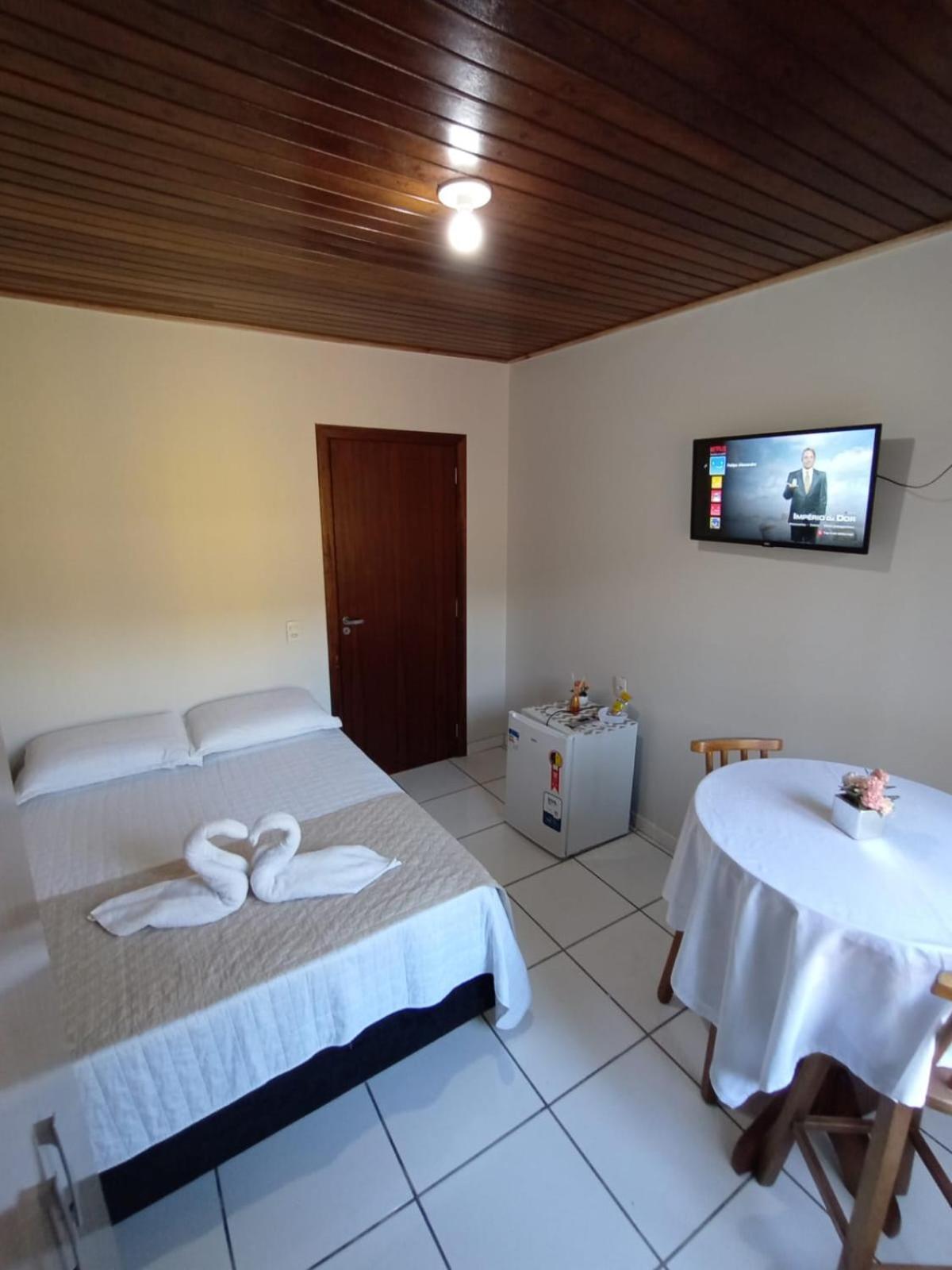 Pousada Vo Lica Com Piscina Penha  Exteriör bild