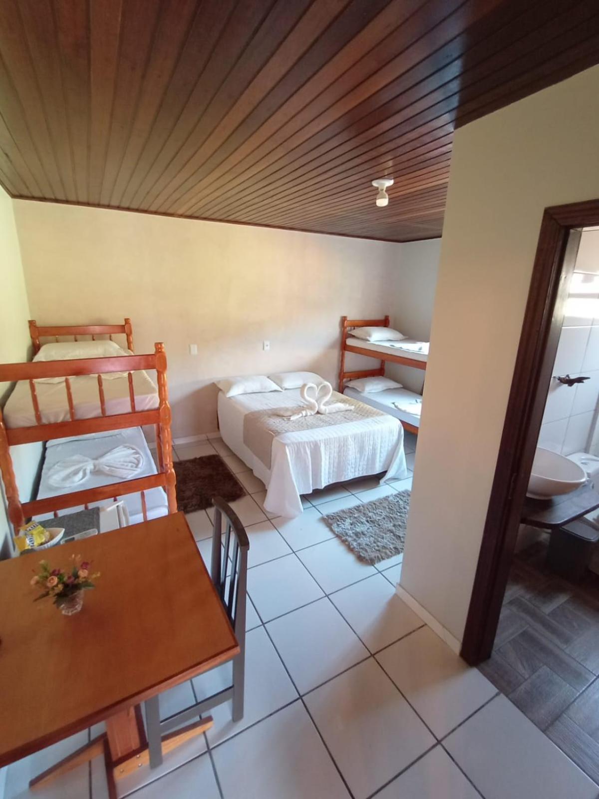Pousada Vo Lica Com Piscina Penha  Exteriör bild