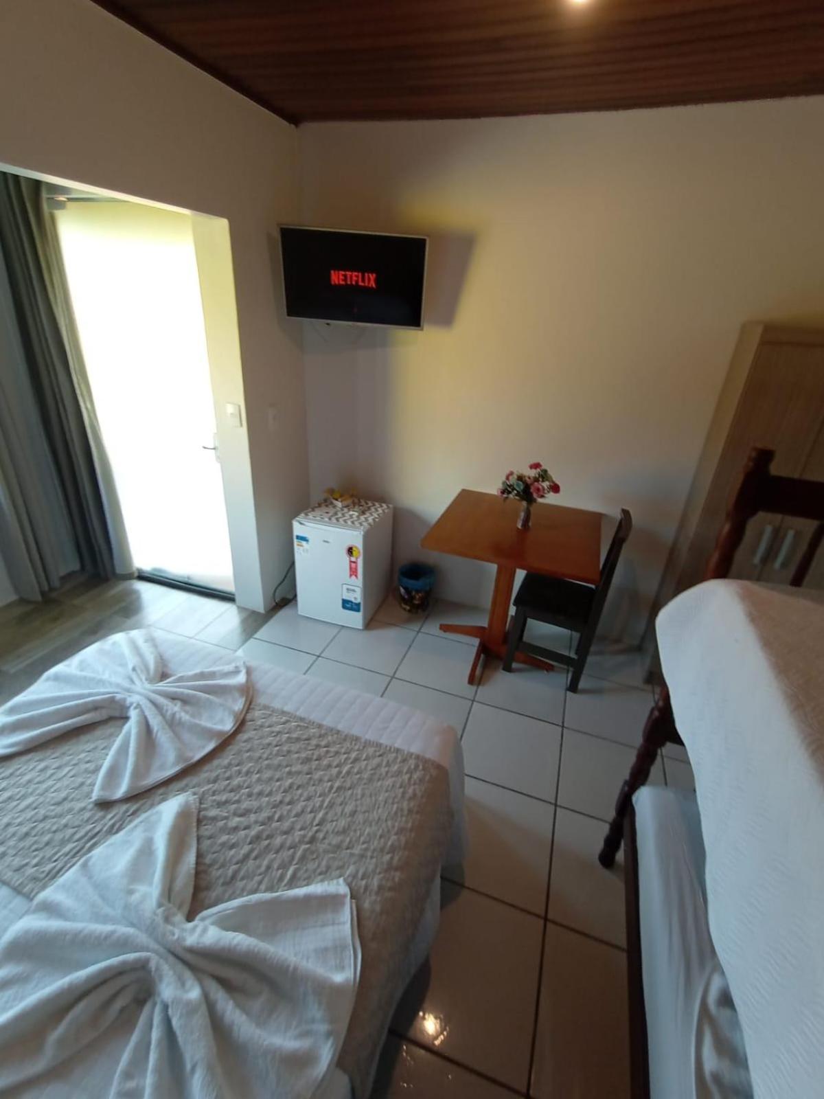 Pousada Vo Lica Com Piscina Penha  Exteriör bild