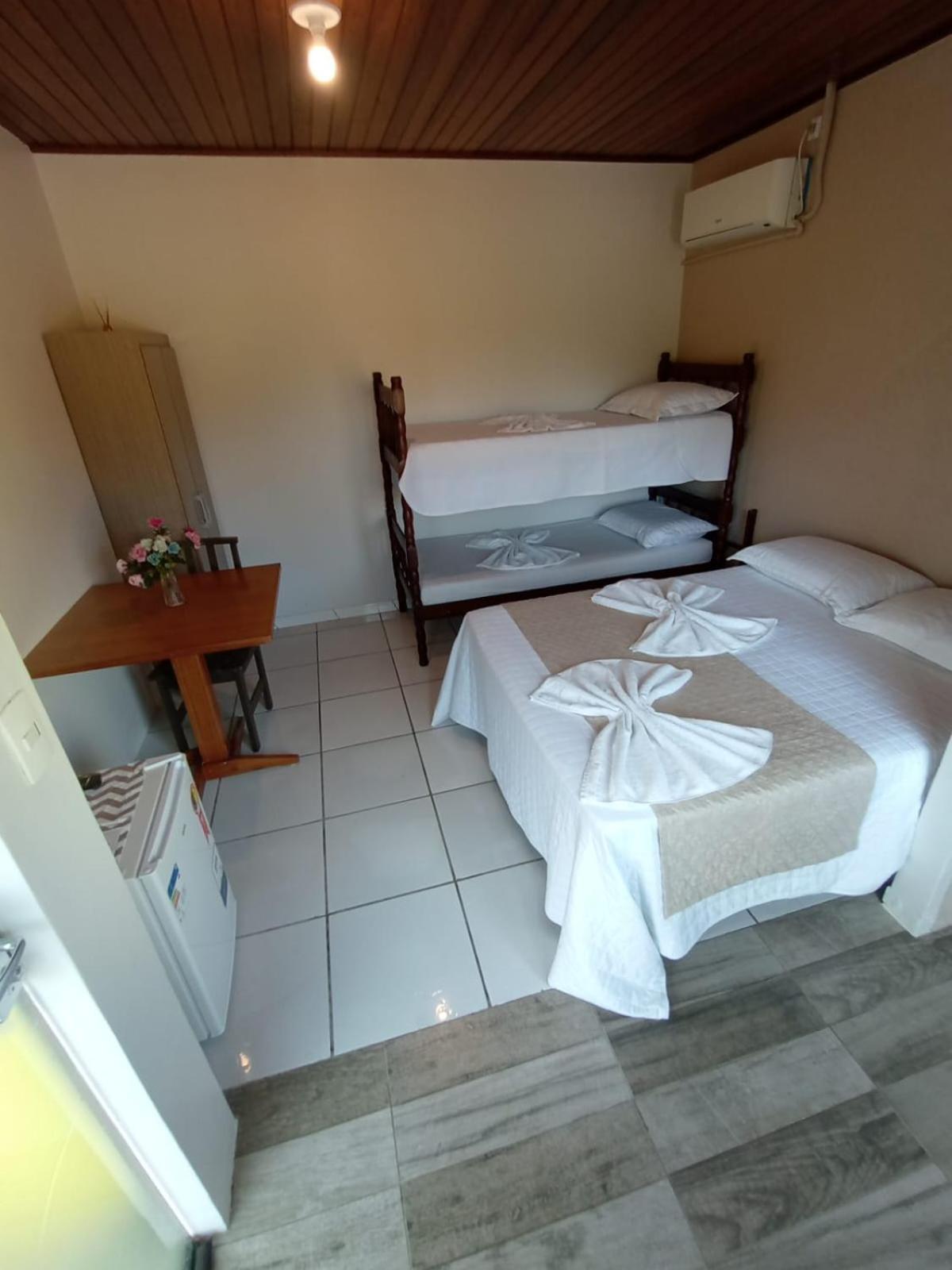 Pousada Vo Lica Com Piscina Penha  Exteriör bild